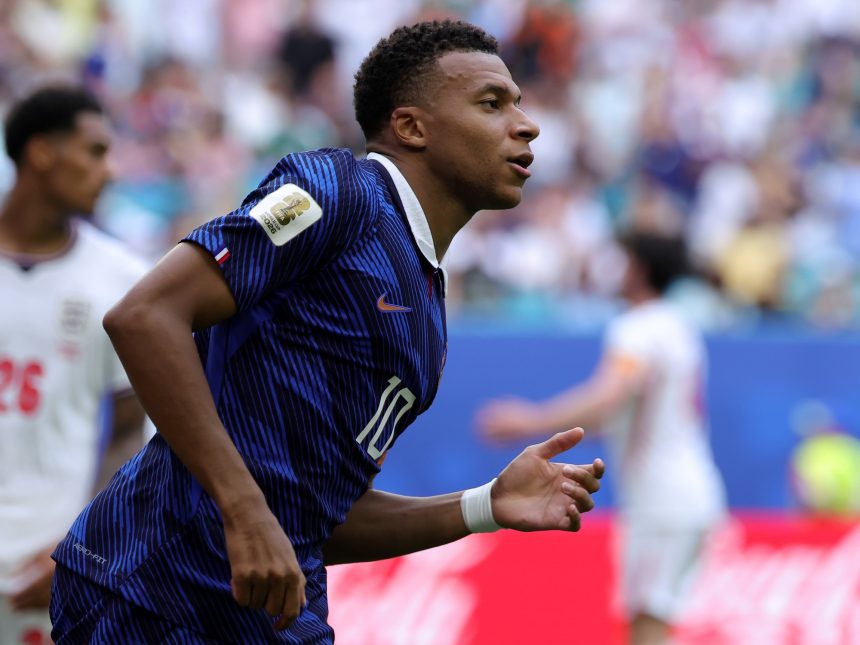 Mbappé brilla en Francia vs Inglaterra: dos goles y un legado histórico