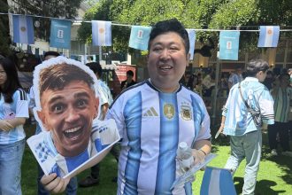 Mundial 2026: Chinos en Beijing se convierten en hinchas de Argentina