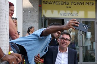 Andy Burnham: Nuevo Primer Ministro de Gran Bretaña desde Este Lunes
