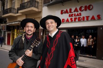 Payadores Modernos: El Encuentro con Raperos y Mitos de Desafíos