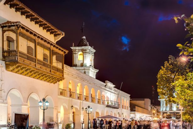 Tragedia en Salta: Turista hallado sin vida frente al Cabildo