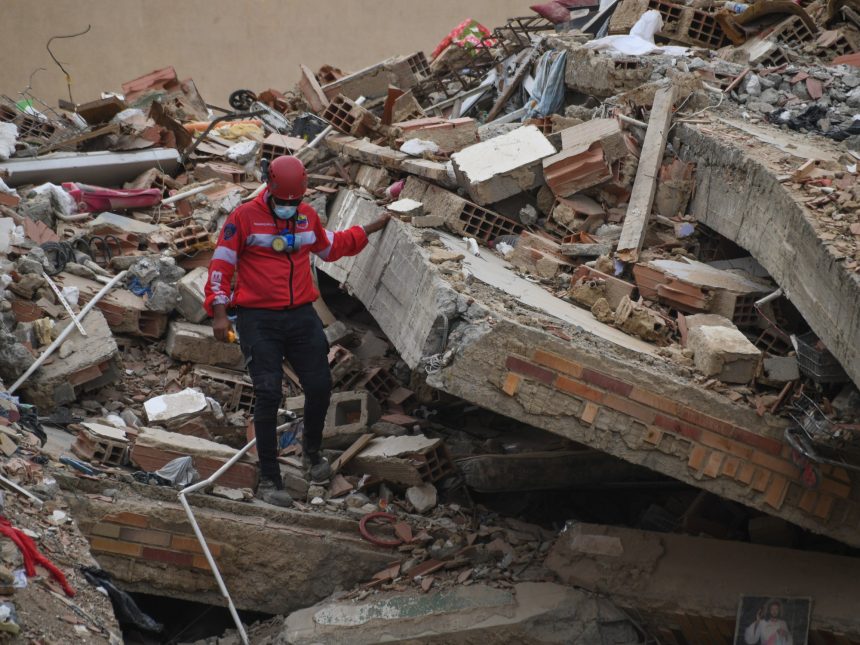 Venezuela: Más de 5,300 muertos y miles desaparecidos tras el terremoto