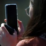 ¿A qué edad deben acceder los jóvenes a las redes? La nueva ley en Francia