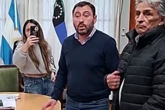 Intendente libertario de Río Negro renuncia tras acusaciones de fraude