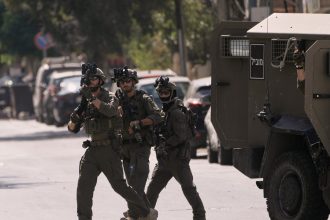 Israel Intensifica Operaciones Militares en Cisjordania Tras Violencia