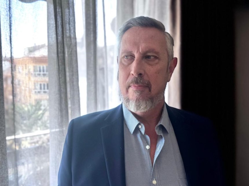 Juan Belikow: El vaivén entre oportunismos de derecha e izquierda