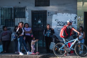 UBA: Casi el 50% de los jóvenes argentinos enfrenta vulnerabilidad