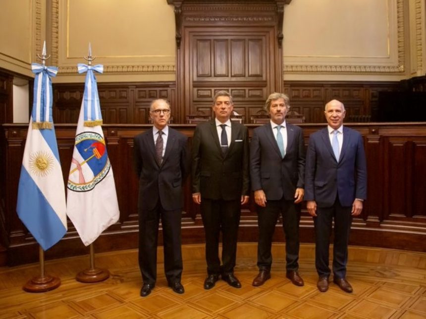 El Gobierno evalúa candidatos para la Corte Suprema: ¿mujeres y Comodoro Py?