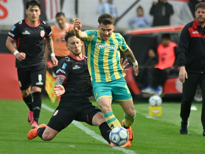 Barracas Central vence a Aldosivi: gol de carambola y polémica penal