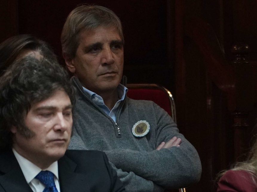 Luis Caputo, ministro de Economía: «Milei va a ser reelecto en 2027, obviamente. No coincido en nada con los consultores y el año que viene no va a pasar nada de lo que la gente cree»