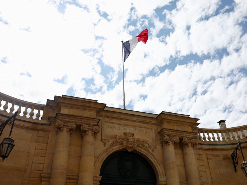 Investigan suicidios en el palacio de Matignon: tres muertes y denuncias de abuso en la sede del primer ministro francés