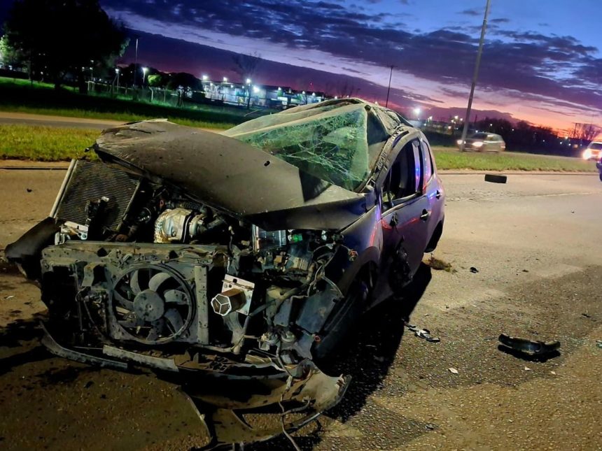 Tragedia en la ruta 19: muere una joven bombera voluntaria, tras un violento choque frontal de dos autos en Córdoba