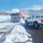 Temporal de nieve en la cordillera: hay miles de camiones varados, más de quince pasos internacionales cerrados y activan protocolos de emergencia