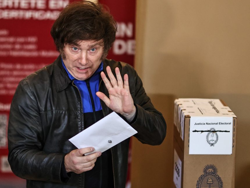 Nueva encuesta electoral y cuatro datos muy positivos para la reelección de Javier Milei