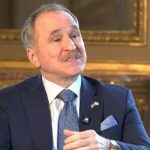 El embajador Lamelas habló sobre la posición de Estados Unidos en la cuestión Malvinas y prometió visas para argentinos antes de dejar su misión
