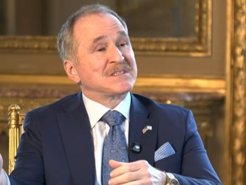 El embajador Lamelas habló sobre la posición de Estados Unidos en la cuestión Malvinas y prometió visas para argentinos antes de dejar su misión