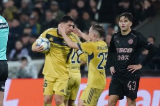 Boca reaccionó sobre el final en un intenso y justo empate con Platense en Vicente López