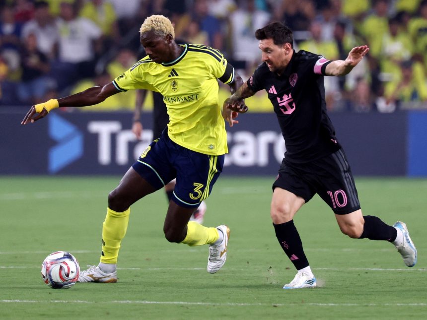 Messi no puede cortar la maldición de los penales y su Inter Miami, en una noche muy mala, fue goleado por Nashville
