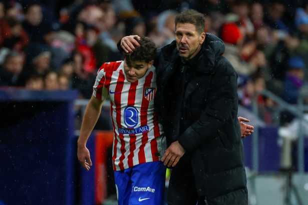 Simeone da por cerrado el tema Julián Álvarez: «El dueño del club fue tajante, no hay más que hablar»